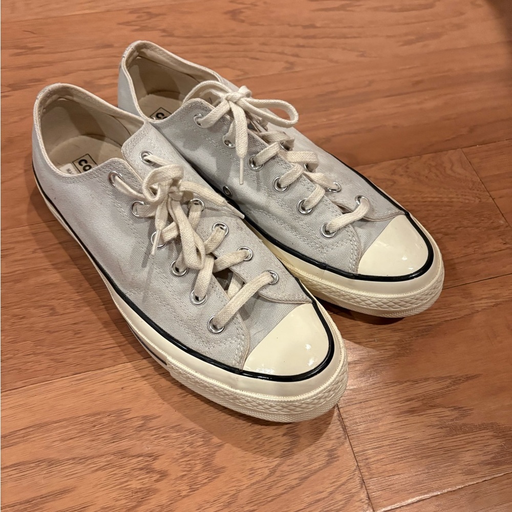 Converse Light Gray Low Tops